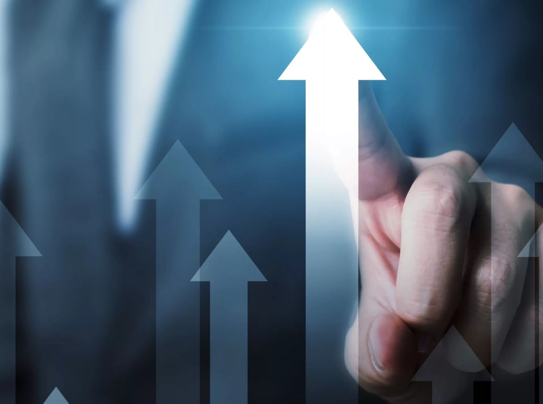 StartUp_ScaleUp Produktionshalle mit digitalen Piktogrammen